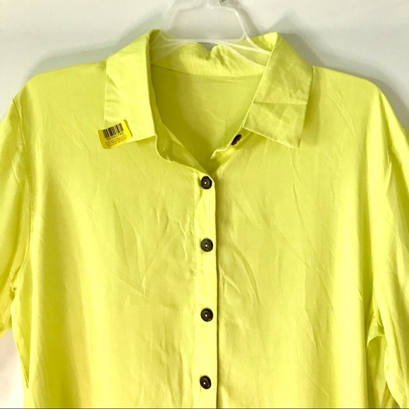 Women’s Yellow Button Down Pocket Blouse - XL - Picture 4 of 10